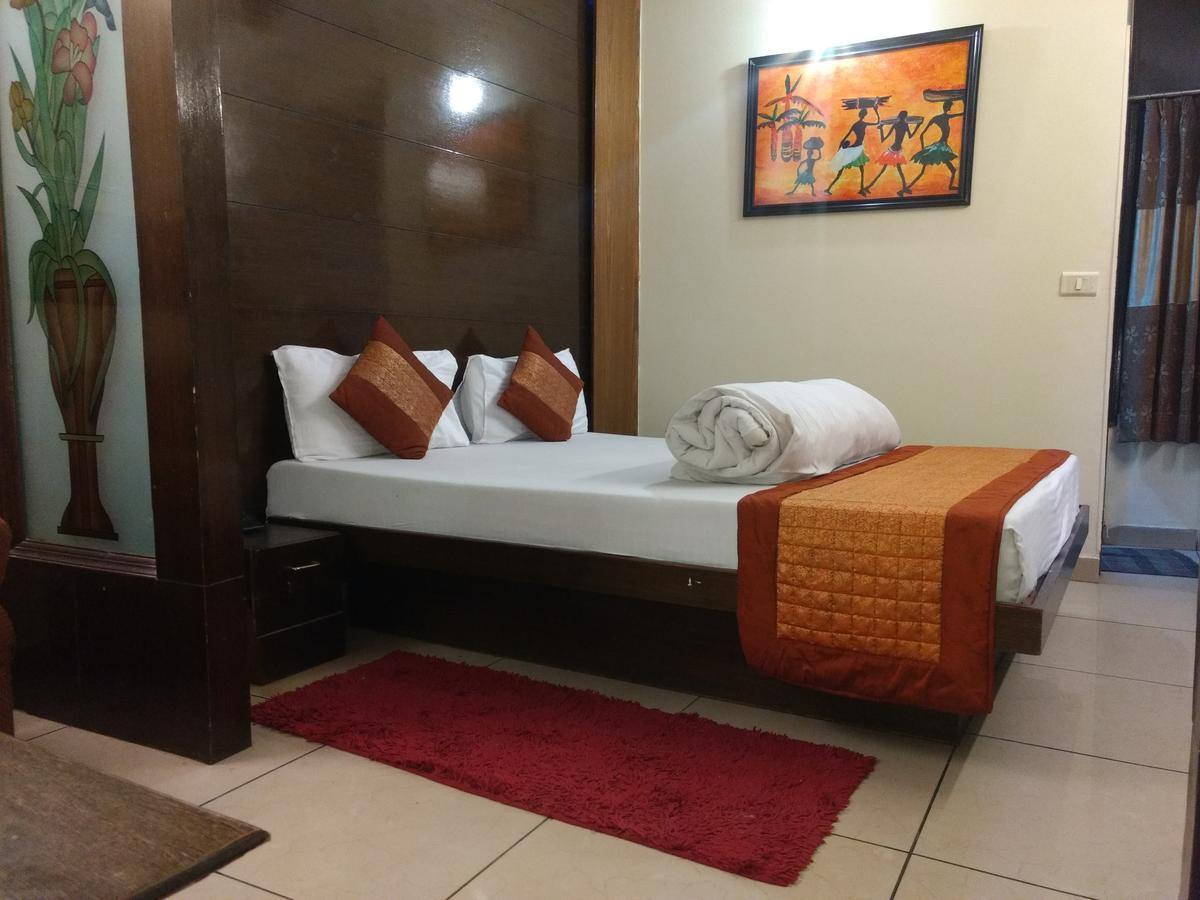 Hotel Sun Village Near New Delhi Railway Station Zewnętrze zdjęcie